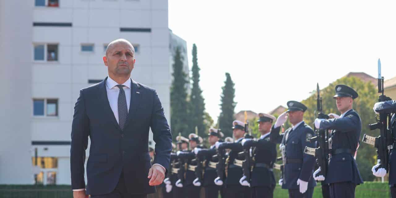 Zagreb: Svečana dodjela časničkih činova kadetima 17. i 18. naraštaja sveučilišnih vojnih studija