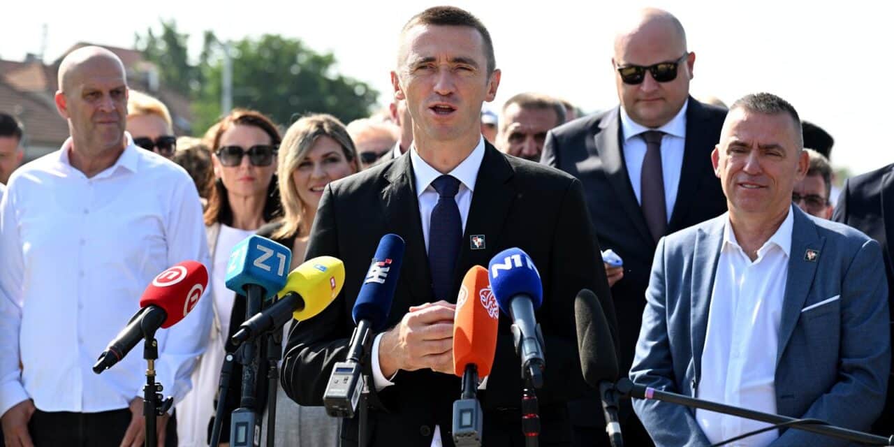 Zagreb: Penava i Mlinarić održali konferenciju za medije uoči Izbornog sabora DP-a