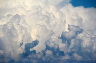 clouds-1473311_1280