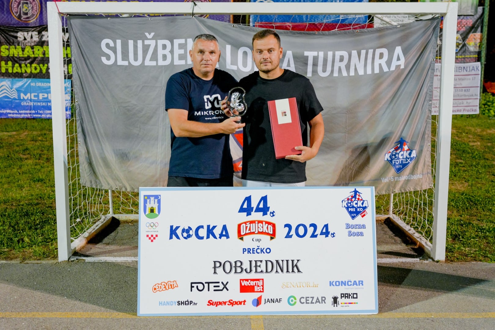 Najbolji_vratar_seniori_-_Dejan_Kolanović_(MNK_Kobiljak)