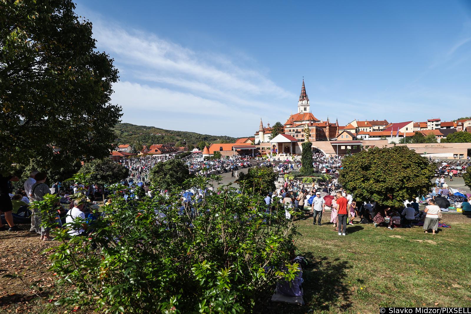 Marija Bistrica: Zagrebački nadbiskup mons. Dražen Kutleša predvodio misno slavlje prigodom 301. Zavjetnog hodočašća vjernika grada Zagreba Majci Božjoj Bistričkoj