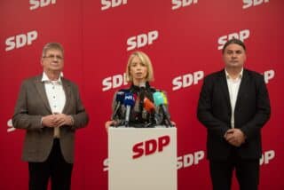 Zagreb: Doček izbornih rezultata u SDP-u, u drugi krug ušli Paunović i Hajdaš Dončić