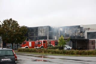 U Osijeku izgorila skladišta uz južnu obilaznicu