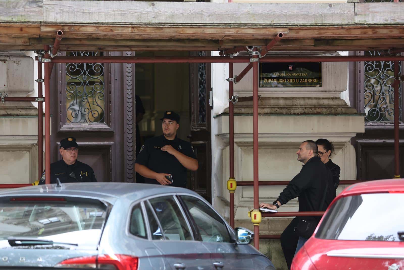 Evakuiran Županijski sud u Zagrebu zbog dojave o bombi