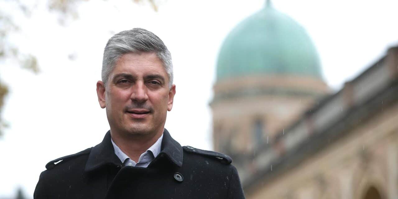 Zagreb: Gradsko groblje Mirogoj