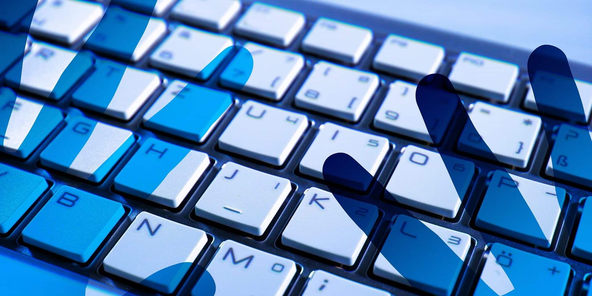 keyboard-4356763_1920
