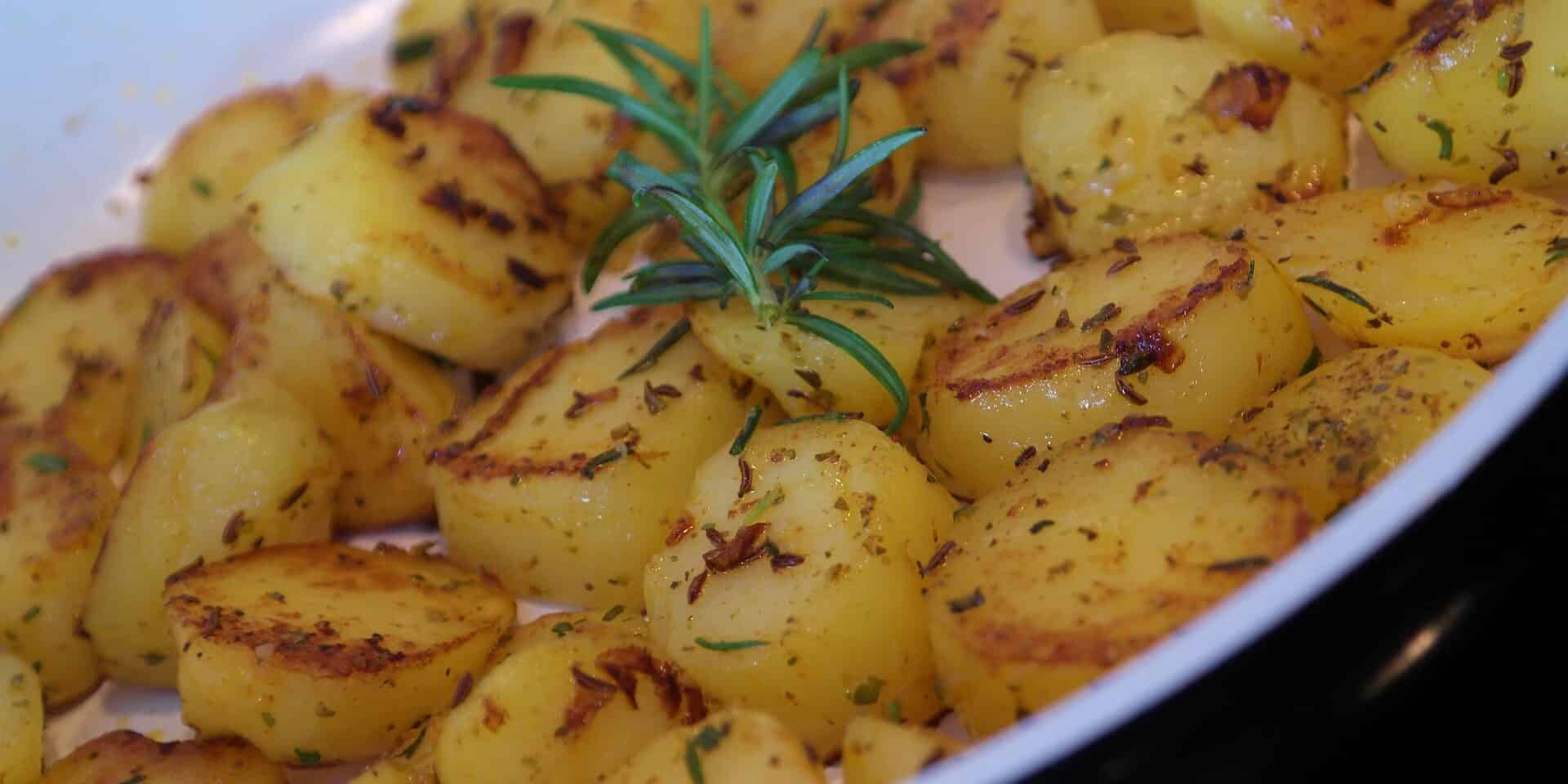potatoes-721076_1920