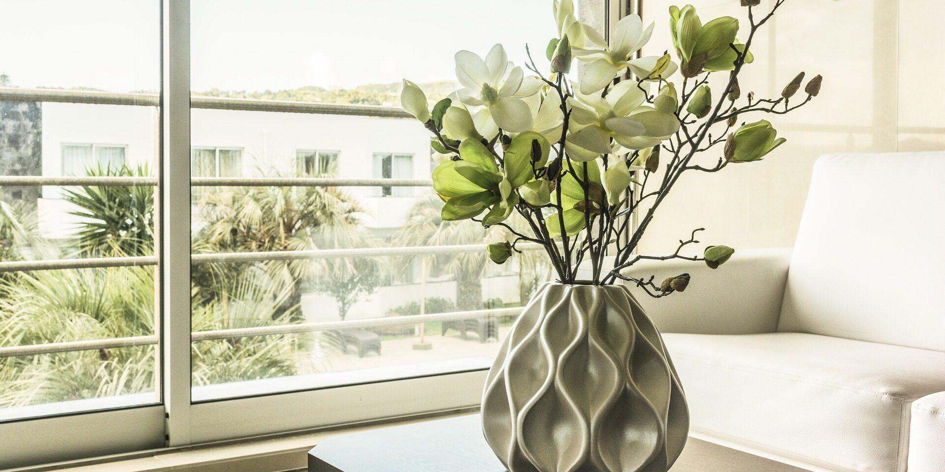 window-3344407_1920