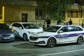 Zagreb: Policijski očevid ispred Doma zdravlja na Knežiji