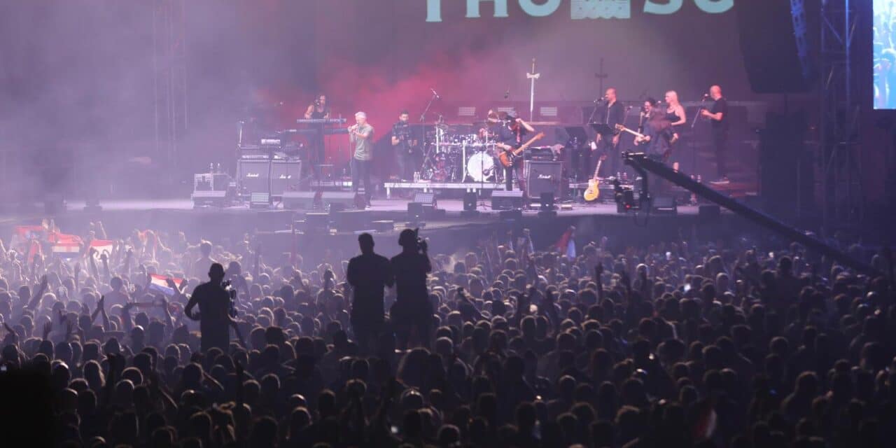 Dugopolje: Thompson održao koncert na prepunom stadionu Hrvatskih vitezova