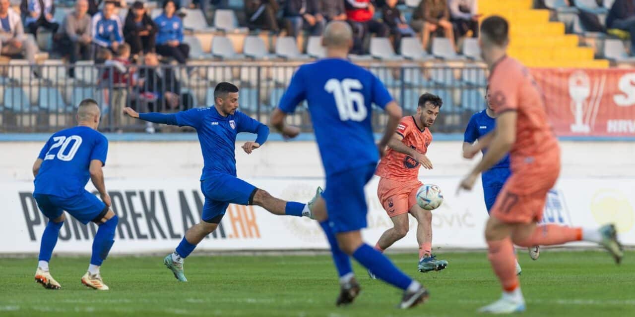 Susret Slavonije Požege i Osijeka u osmini finala SuperSport Hrvatskog nogometnog kupa