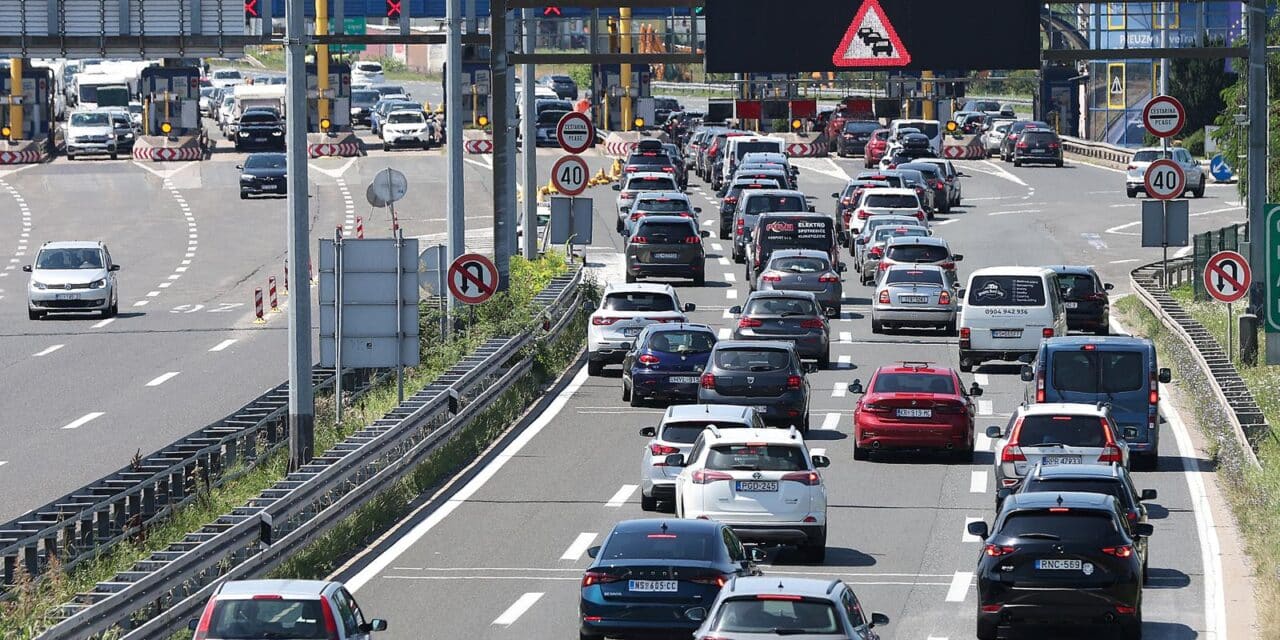 Zagreb: Pojačana gustoća prometa na naplatnoj postaji Lučko u smjeru mora