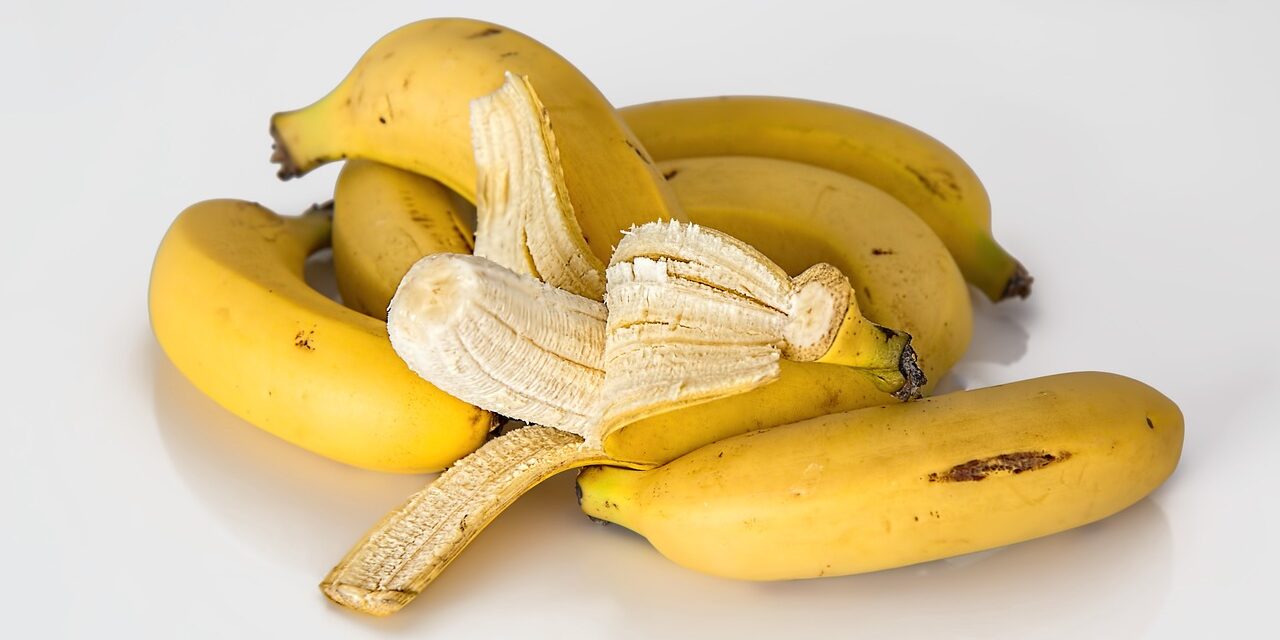 bananas-614090_1280
