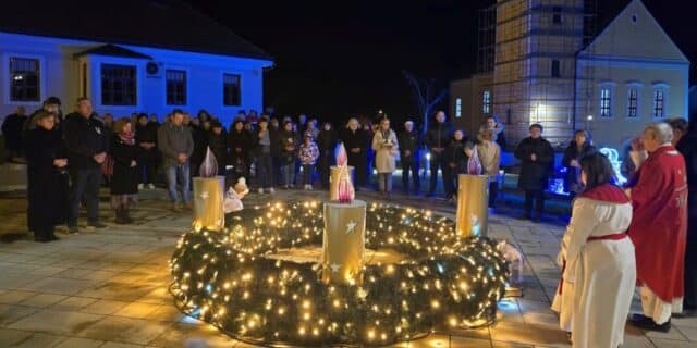 Marija Gorica – paljenje prve svijeće (9)
