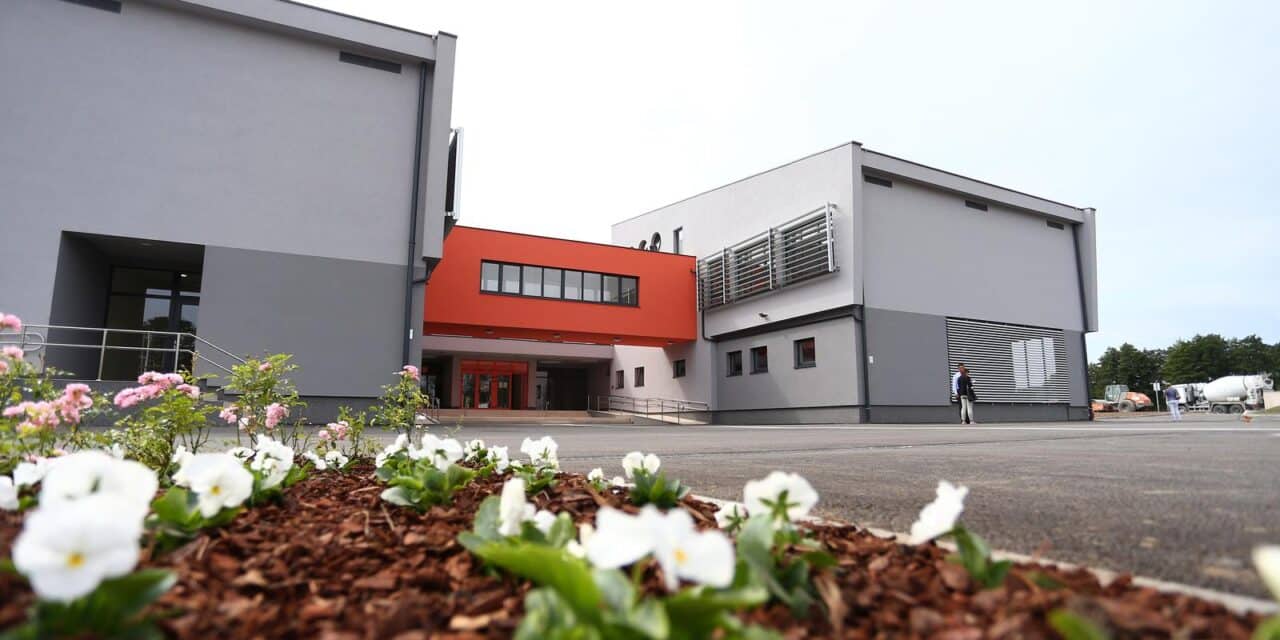 Velika Gorica: Novoizgra?ena osnovna �kola u Novom ?i?u