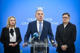 Zagreb: Konferencija za medije zastupnika Plavog grada o nezakonitim odlukama Gradske skupštine