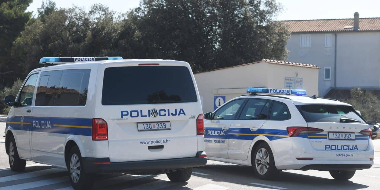 �ibenik: Prometna nesre?a na Jadranskoj magistrali u kojoj su sudjelovali motor i automobil