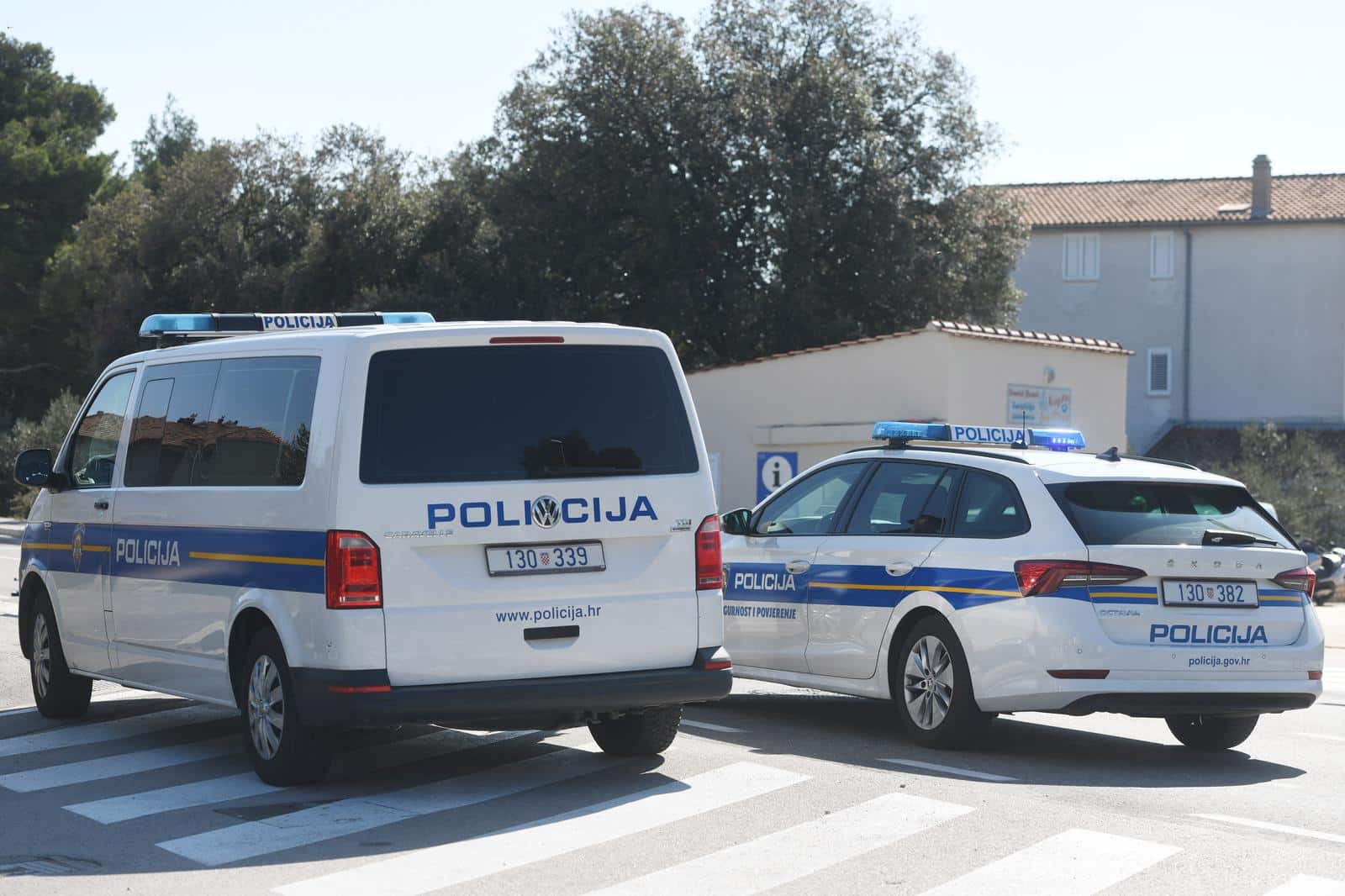 �ibenik: Prometna nesre?a na Jadranskoj magistrali u kojoj su sudjelovali motor i automobil