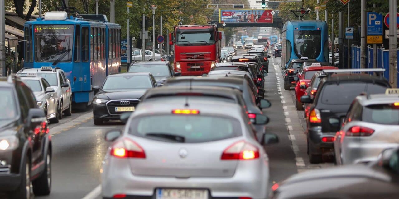 Zagreb: Velike gužve zbog zastoja tramvajskog prometa
