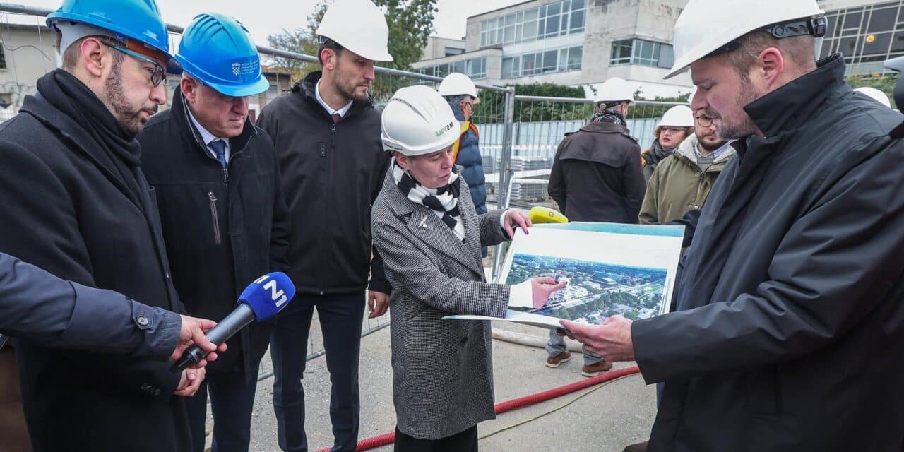 Zagreb: Tomašević s ministrima obišao gradilište multimedijalne Gradske knjižnice i društveno kulturnog centra Paromlin