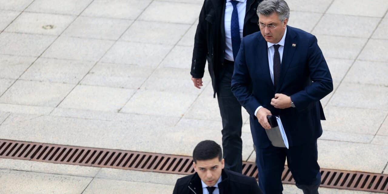 Zagreb: Dolazak premijera i ministara na 39. sjednicu Vlade