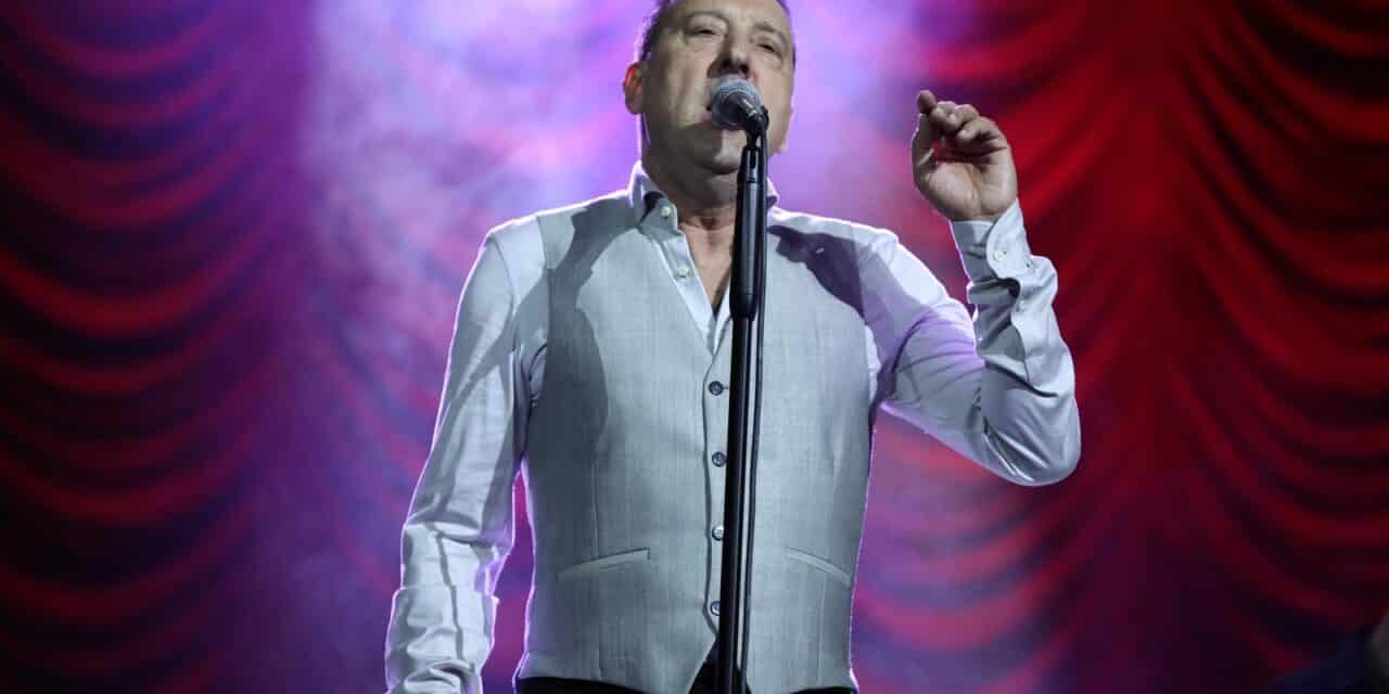 Beograd: Hari Varešanović i grupa Hari Mata Hari održali su prvi od dva koncerta u mts Dvorani