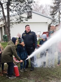 Mala škola vatrogastva (10)