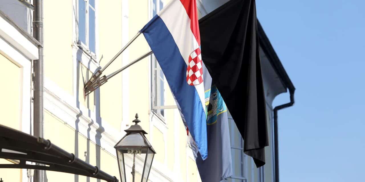 U Zagrebu je danas Dan žalosti, zastave su na pola koplja