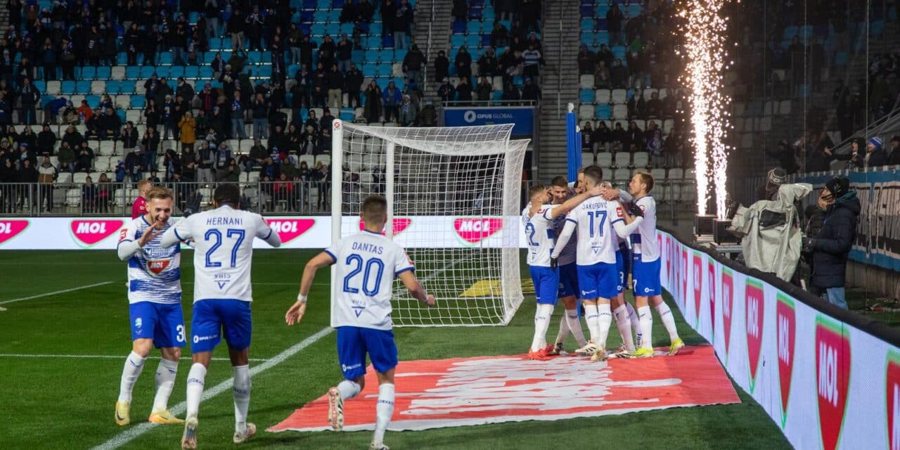 Osijek: NK Osijek i NK Lokomotiva u utakmici 16. kola Prve HNL