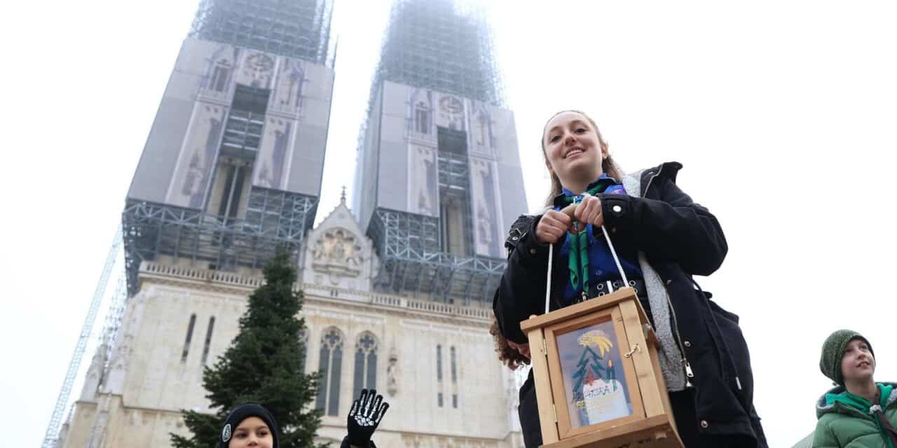 Zagreb: Izviđači donijeli Betlehemsko svijetlo mira u Hrvatsku