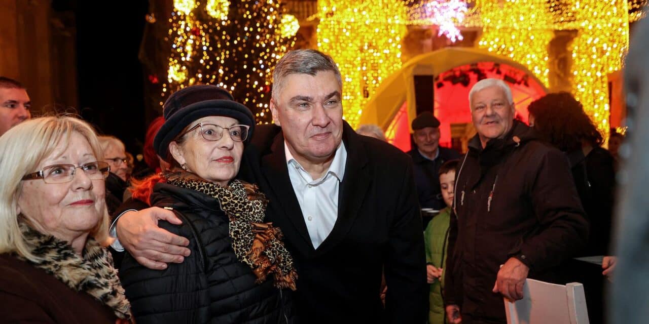 Trogir: Predsjednik Zoran Milanović posjetio Advent i družio se s građanima