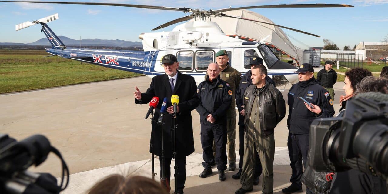 Zagreb: Davor Božinović razgledao je dva nova isporučena višenamjenska helikoptera