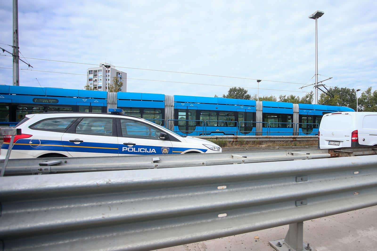 most mladosti policija