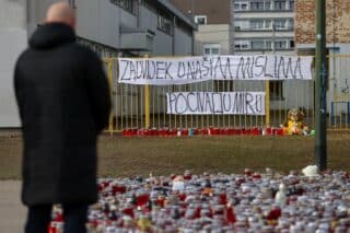 Zagreb: Građani i danas ostavljaju poruke i cvijeće za ubijenog dječaka