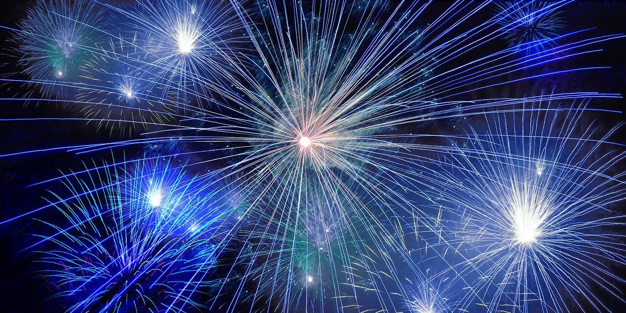 fireworks-574739_1280