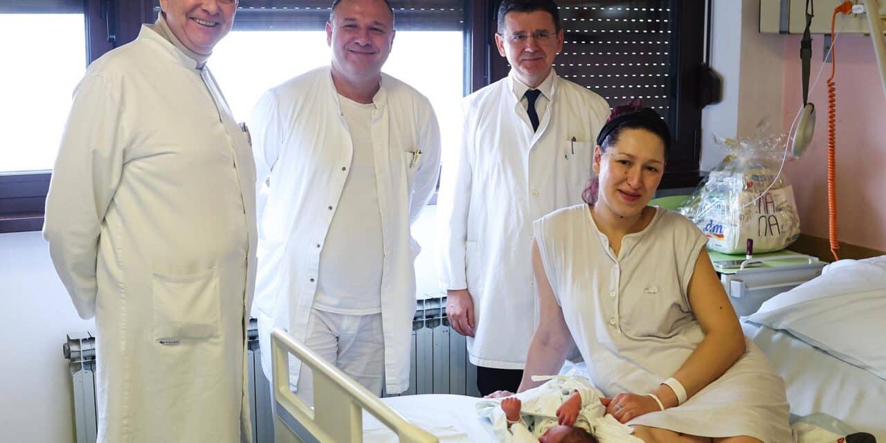 Zagreb: Ana Vrljić Magdić rodila je sina Maka minutu iza ponoći u KB Sveti Duh