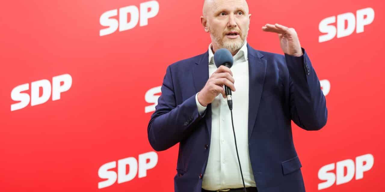 Načela Petek Tomašević vlast zanemarila zakon
