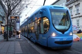 Zagreb:  Od danas svojim redovitim trasama ponovno voze tramvajske linije 8, 14 i 15