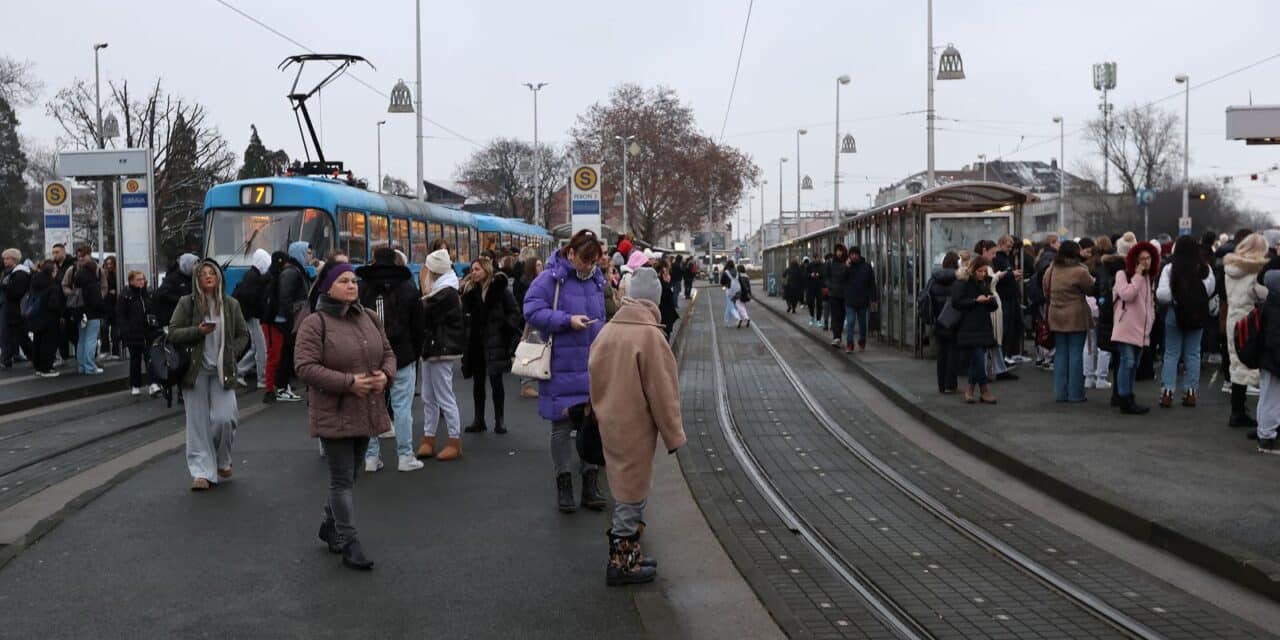 Zagreb: Zastoj tramvaja u Dubravi