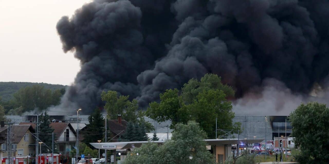 Veliki požar u Zaprešiću, crni dim nadvio se nad gradom