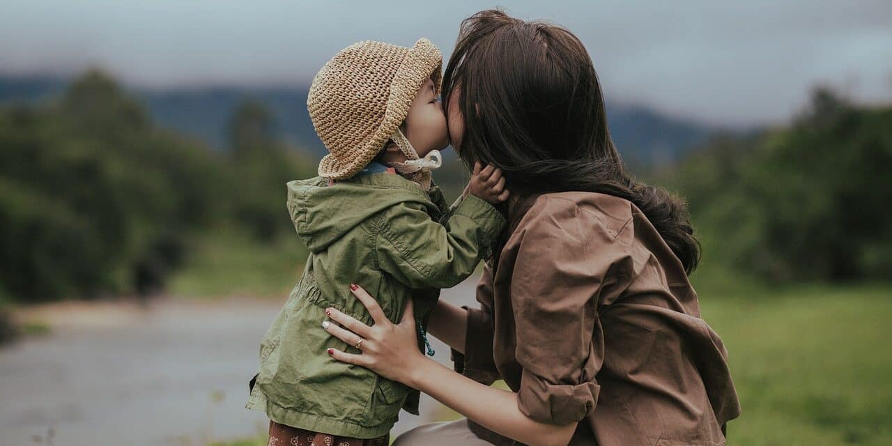 mother-6935336_1280