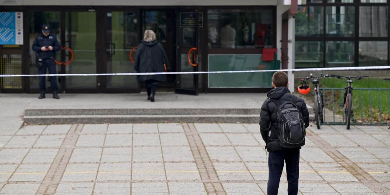 Zagreb: Policija ispred Prirodoslovne škole Vladimira Preloga zbog dojave o bombi