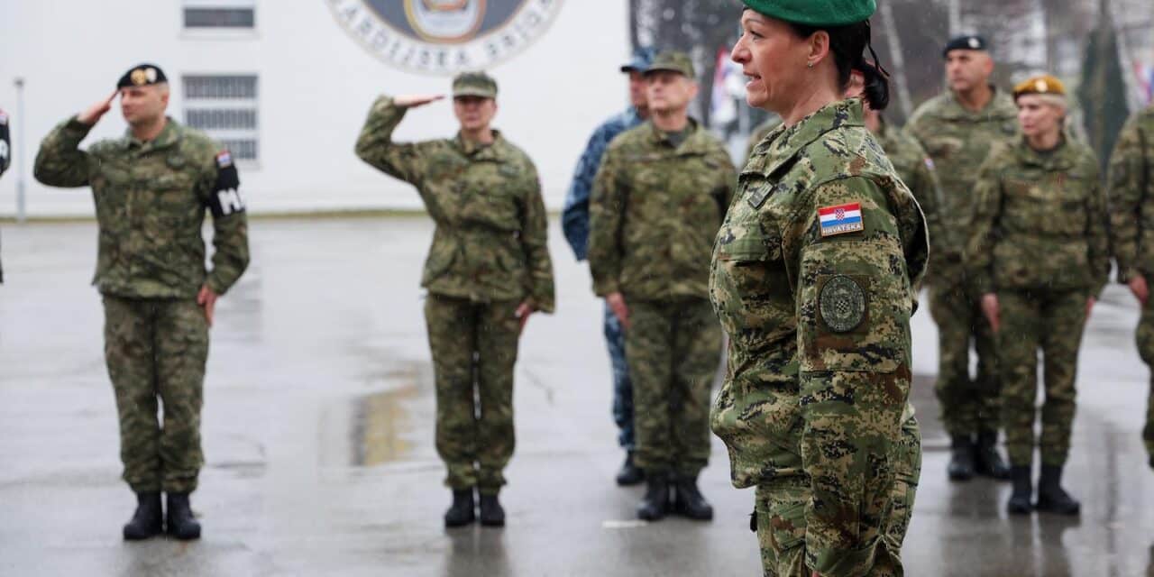 Zagreb: Svečani ispraćaj 6. hrvatskog kontingenta  u NATO aktivnost prednjih kopnenih snaga u Mađarskoj