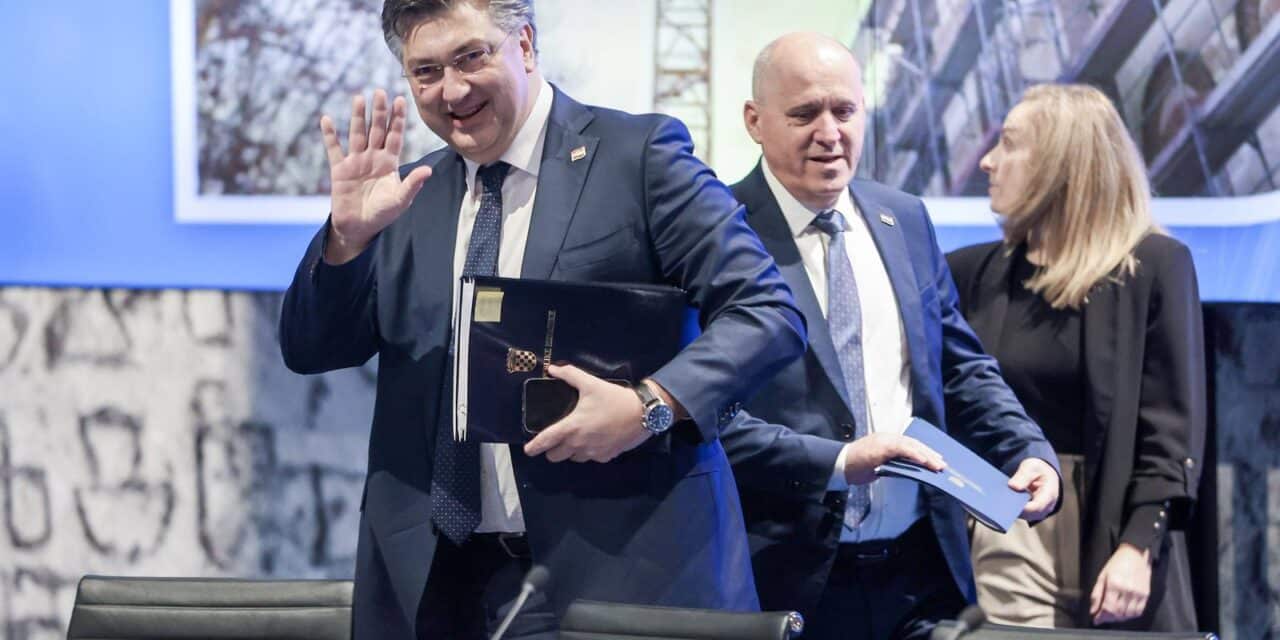 Zagreb: Dodjela Odluka o financiranju energetske obnove zgrada javnog sektora