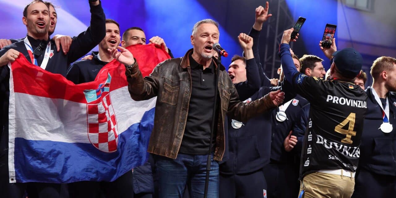 Zagreb: Marko Perković Thompson nastupio na svečanom dočeku hrvatske rukometne reprezentacije