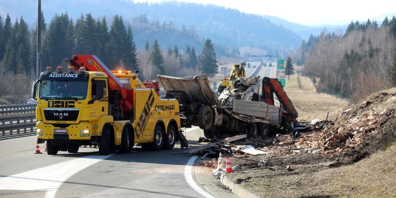 Ravna gora: Prevrnuti �leter na A6 kod odmori�ta Kupjak