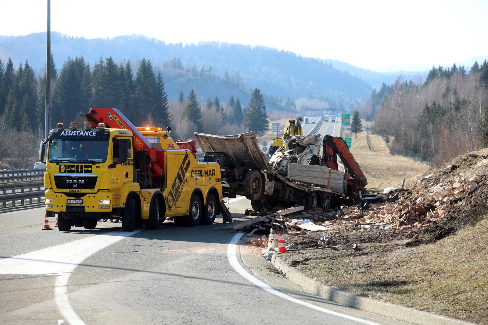 Ravna gora: Prevrnuti �leter na A6 kod odmori�ta Kupjak