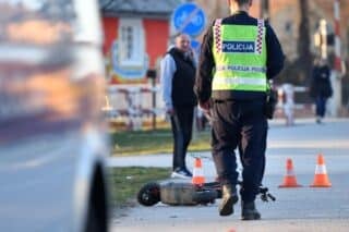 Čakovec: Policijski očevid nakon naleta kombija na 14-godišnjaka koji se vozio romobilom