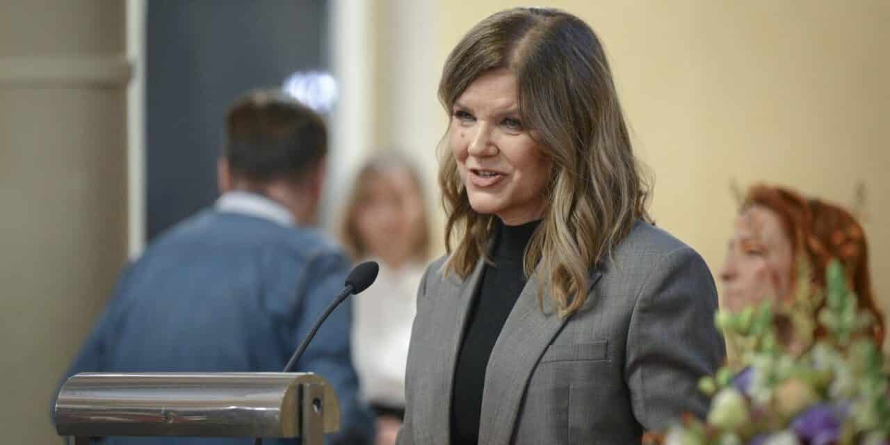 Zagreb: Dobitnica Nagrade Zagrepčanka godine, novinarka, osnivačica i predsjednica udruge Nismo same, Ivana Kalogjera