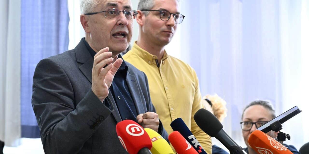 Zagreb: Željko Stipić dao je izjavu medijima o štrajku u školstvu